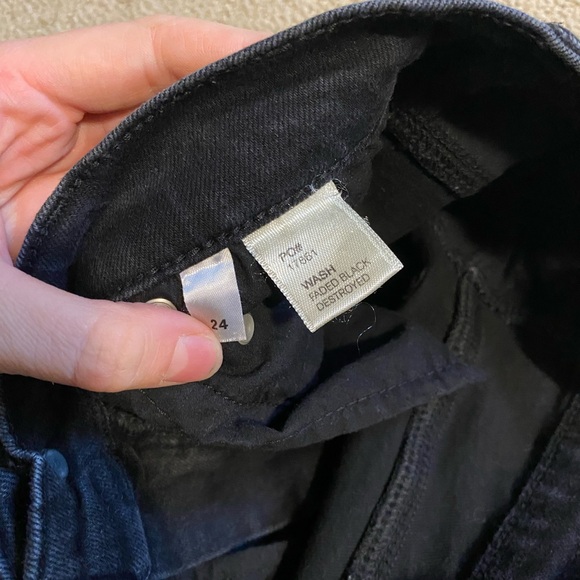 Reformation Serena faded and destroyed black skinny jeans 24 - Picture 3 of 6